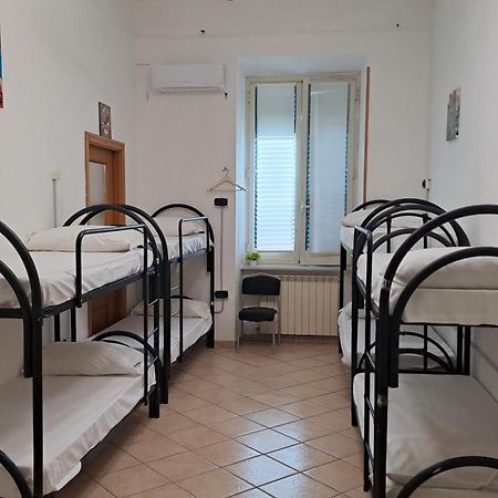 Atlantic Ostello B&B Neapol Zewnętrze zdjęcie