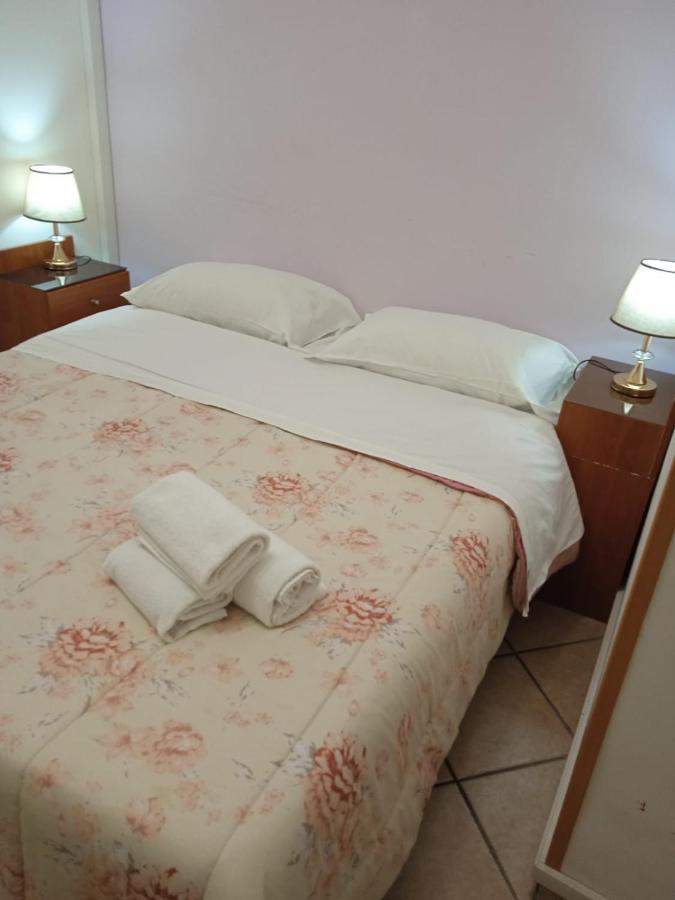 Atlantic Ostello B&B Neapol Zewnętrze zdjęcie