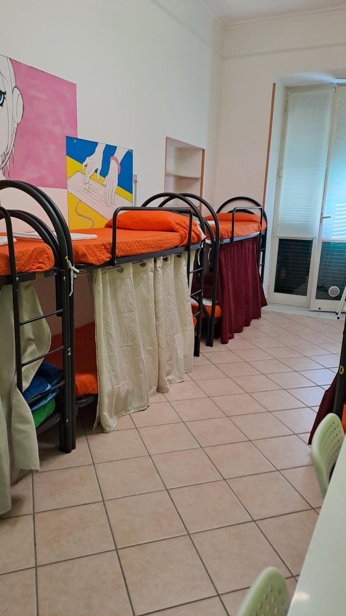 Atlantic Ostello B&B Neapol Zewnętrze zdjęcie